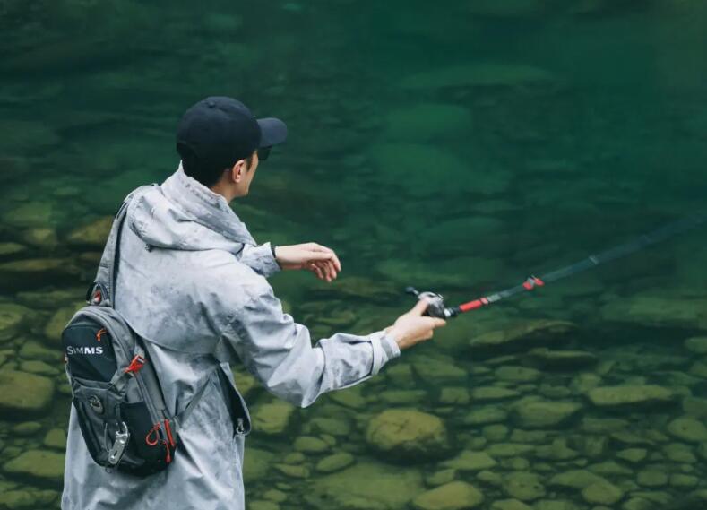 鰱魚水淺怎么釣魚(釣鰱魚水深)